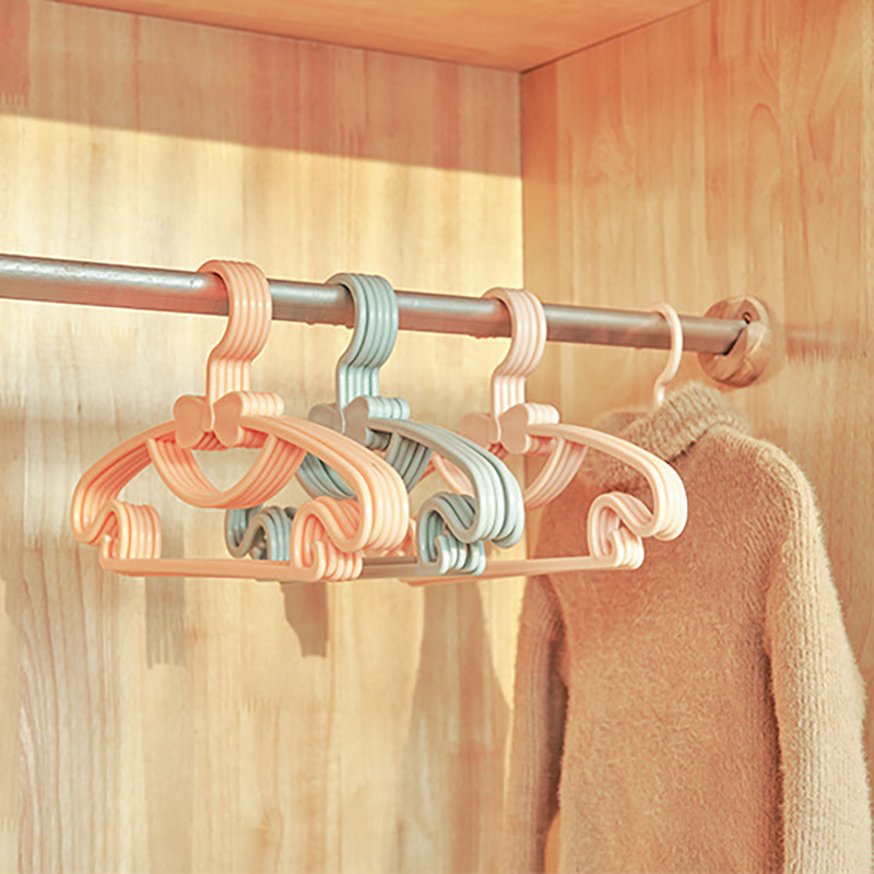 10 Pieces of Children's Hanger - đánh giá và giá Baby Clothing Display